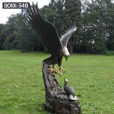 Lawn ornament lawn decor figurines bald eagle garden statues statue yard ornaments tree amazing coloring to this bald eagle sitting on tree stump, with great detail to feathers and eyes. Bald Eagle Sculpture Bronze Statue For Sale