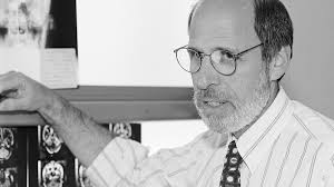 Retired St. Jude Children's Research Hospital clinical director and  executive vice president, Dr. Larry Kun, dies