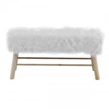 Un Banc En Fourrure Pour Une Deco Montagne Totalement Cocooning Banc Fourrure Synthetique Mobilier De Salon