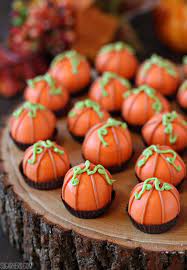 It just wouldn't be thanksgiving without a dessert or two. 17 Thanksgiving Desserts The Girl Creative