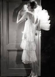 Pin By Anneke Van As On Wedding Ideas Art Deco Fashion 20s Fashion Roaring 20s Fashion
