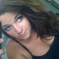 Deanna Little (@DeannaaLittlee)