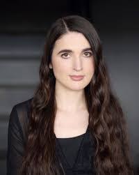 Chloe Farrell's Instagram, Twitter & Facebook