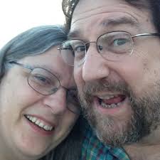 Fundraiser for Lisa Cooley by Linda Avitabile : Lindy Davies and his family  need your help