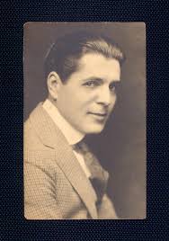 Warner Baxter