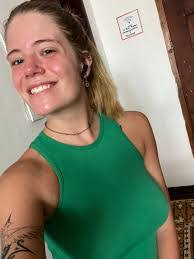 Kelly Cedillo's Instagram, Twitter & Facebook