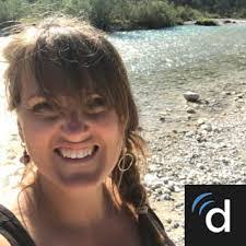 Dena Beckner's Instagram, Twitter & Facebook