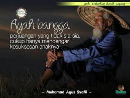 Surat kecil untuk tuhan (2011) film ini menceritakan tentang gita sesa wanda cantika atau yang dikenal dengan nama panggilan keke, seorang gadis remaja berusia 13 tahun yang cukup beruntung, karena lahir dari keluarga yang sangat berada, memiliki dua orang kakak. Potret Ketulusan Seorang Ayah Demi Anak Istri Renungkan Sejenak