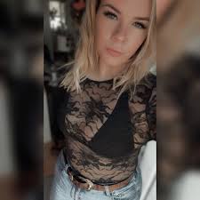 Am I the only person in this airport? Yes. Yes i am.