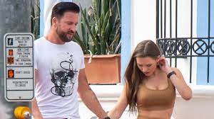 Ist michael wendler nun abgeschrieben? Michael Wendlers Neue 18 Ist In Ihrer Schule Das Topthema Promiflash De
