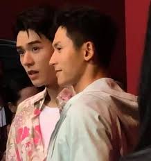 He graduated from the shanghai theatre academy. Gong Jun And Zhang Zhehan S Offline Activities Are In The Same Frame And The Interaction Between The Two Is A Highlight And The Cp Is Too High Minnews