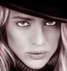 Who is Eli Jane dating? Eli Jane boyfriend, husband