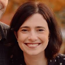 Betsy Childs Howard (@BetsyCHoward)