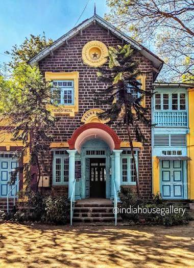 Theosophical building near Ferguson College Road in Poona