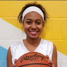 Gabriela Drew's Instagram, Twitter & Facebook