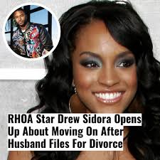 Real Housewives of Atlanta star Drew Sidora is facing a difficult situation  but is looking ahead. 💔⁣  https://diply.com/10022703/rhoa-star-drew-sidora-opens-up-about-moving-on-after-husband-fi?utm_source=fbphoto&utm_medium=fbphotodiply&utm_term=rt