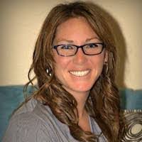 Kelly Eversole's Instagram, Twitter & Facebook