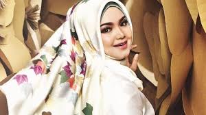 Lagu kesilapanku keegoanmu merupakan lagu yang dipopulerkan oleh nazia marwiana. Kunci Gitar Dan Lirik Lagu Kesilapanku Keegoanmu Siti Nurhaliza Aku Masih Setia Padamu Tribun Manado