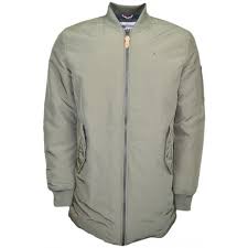 Kaki, turquoise, jaune coupe relaxed veste à capuche avec liens de serrage fermeture 1/2 zip poche sous rabat à scratch sur la poitrinepatch nb sur la manche Tommy Hilfiger Blouson Long Tommy Hilfiger Vert Kaki Pour Homme Vert Livraison Gratuite Spartoo Vetements Manteaux Homme 208 05
