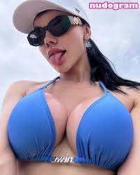 Amy Lee  AmyLee_plays  Evanescence  amy_lee  amyleeplays Гола изтичане  OnlyFans снимка 101 - Nudogram v2.1