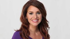 Kristi Leigh's Instagram, Twitter & Facebook