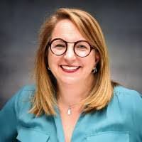 Kimberly Hare's Instagram, Twitter & Facebook