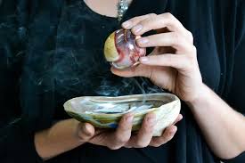 And we soon learn our crystals themselves need healing and recharging too. How To Cleanse And Re Energise Your Crystals Earth Crystals