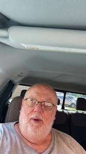 Lee's Sandwich Shop was live.