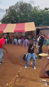 Bi pomi Junior Le Monument de la Musique Gouro