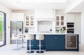 painted vs. stained kitchen cabinets