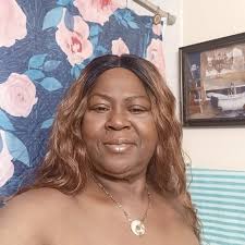 Good morning! Joining Glam Fam to share with you a bit of #wednesdaywisdom  #cmon 😘