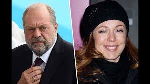 Isabelle Boulay et Eric Dupond-Moretti c'est fini entre eux.