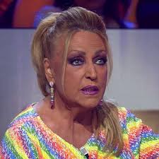 Lydia Lozano, emocionadísima, regresa a Mediaset: "Estos dos años he estado  desubicada, lo he pasado muy mal"