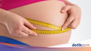 Cara mengetahui apakah anda memiliki lingkar perut normal atau tidak yang pertama adalah dengan mengukurnya secara mandiri menggunakan pita pengukur. Studi Risiko Penyakit Jantung Bisa Diukur Melalui Lingkar Pinggang