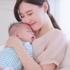 妈妈们把家里打理得井井有条，却很难有时间管理自己的身材😔  特别是人到中年的妈妈们为家庭、孩子操劳了小半辈子，却常常忽视了自己，每天忙碌、懒得运动、但又想拥有好的身材