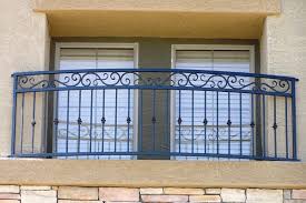 Barandales de acero inoxidable barandales para balcones ventanas fachada barandas balcones escaleras para casas pequeñas fachadas con balcon barandal moderno balcón moderno detalle de escalera. Decorative Wrought Iron Fencing 3 Rail Faux Balcony Railing Rejas Para Balcones Balcones De Metal Barandales Para Balcones