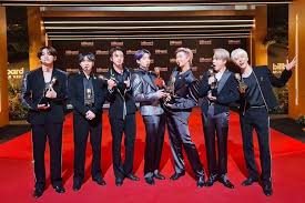 Billboard music awards 2021 via getty images). Einnyuxgiqbthm