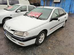 1997 Laguna 2 0 Benzin Lpg Tavan Boyasiz Emsalsiz Yuruyen Ve Cam Gibi Kasasi Vardir