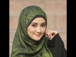 Bukan mudah untuk mengukuhkan nama dalam dunia perniagaan, namun berkat usaha dan kesabaran, pasangan selebriti terkenal aeril zafrel dan wawa zainal mengakui bahawa mereka sudah mencapai status jutawan selepas tiga tahun mengusahakan. Terhangat Video Sidang Media Aeril Zafrel Dan Wawa Zainal Pengakuan N