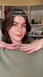 Everyday Makeup Favorites for Glowy Fall Look