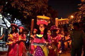 It is also known as the amnesty of unquiet spirits. Vu Lan Festival The Meaning And Customs Of Vu Lan Ceremony