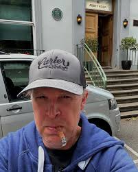 Smoke break. 😎👍🚬