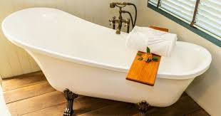 Supaya tidak licin, karpet berbulu tebal bisa dipakai. 5 Tips Cermat Memilih Bathtub Yang Sesuai Kamar Mandi Popmama Com