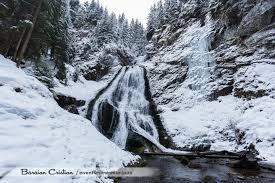 Doua, trei poze de la cascada valul miresei de la rachitele. Cascada VÄlul Miresei Cascade Aventura In Romania