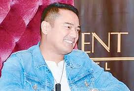 Ariel happily back where he belongs