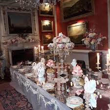 Beautiful Table Setting Castlehoward Statelyhome Historic Christmas Christmasdecor Twelvedaysofch Beautiful Table Settings Beautiful Table Table Settings