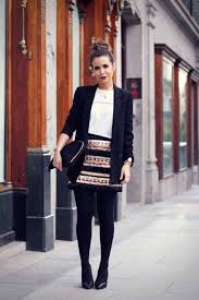 Herbst Look 2014 27 Stylishe Outfits Fur Schule Oder Arbeit Gestreifte Rocke Schwarzer Blazer Outfit
