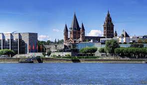 Mit informationen aus dem rathaus, über das leben in mainz, über das touristische angebot und freizeitangebote. Erasmus Experience In Mainz Germany By Laura Erasmus Experience Mainz