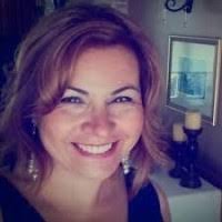 Donna Lamanna's Instagram, Twitter & Facebook