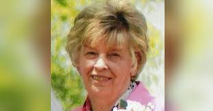 Esther Emerson's Instagram, Twitter & Facebook